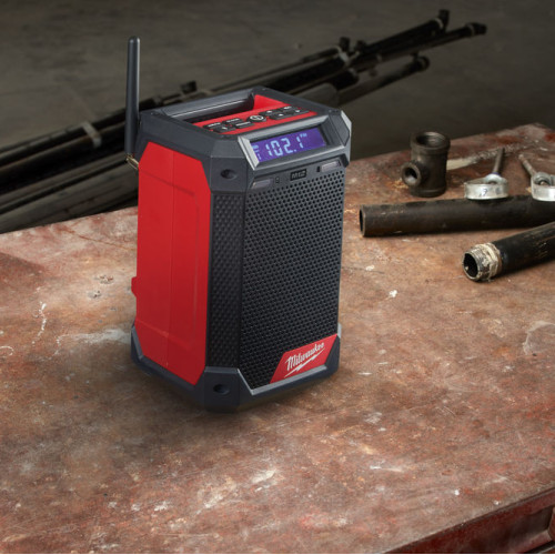 M12™ RCDAB+0 ΡΑΔΙΟΦΩΝΟ ΦΟΡΤΙΣΤΗΣ