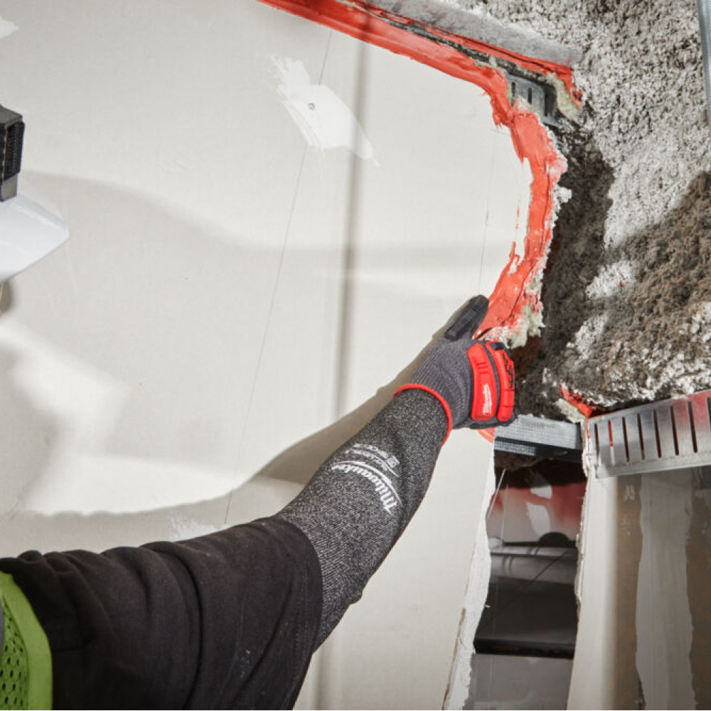 ΜΑΝΙΚΙΑ ΜΕ ΠΡΟΣΤΑΣΙΑ ΚΟΠΗΣ LEVEL E