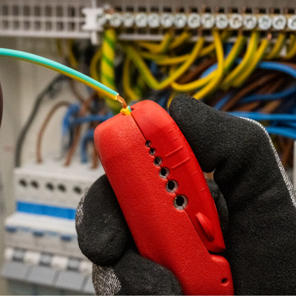 4 ΣΕ 1 ΠΟΛΛΑΠΛΩΝ ΧΡΗΣΕΩΝ ΑΠΟΓΥΜΝΩΤΗΣ ΚΑΛΩΔΙΩΝ